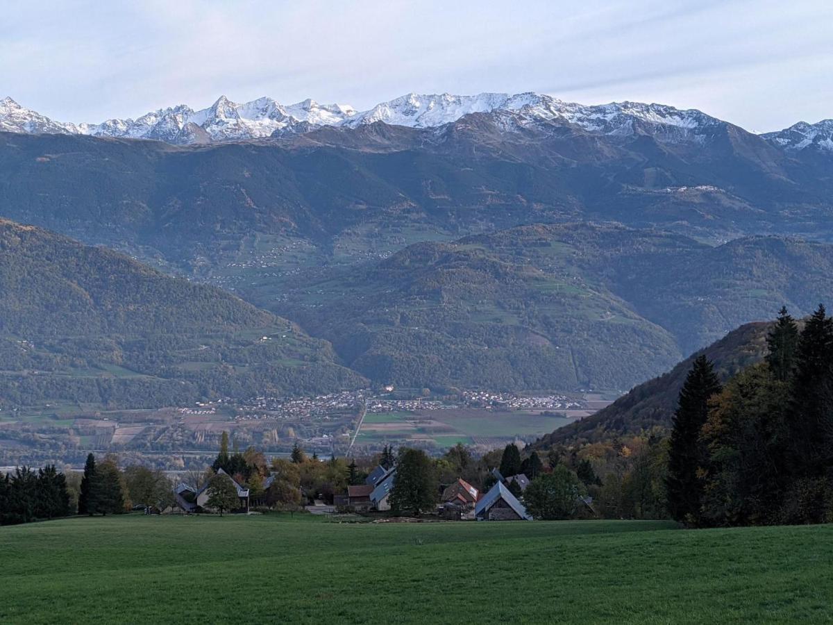 Appartement De Plain-Pied En Montagne Avec Vue Merveilleuse Sur Le Massif De Belledonne Saint Bernard du Touvet Exterior foto